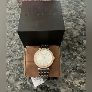 Michael Kors Mother of Pearl Rose Gold & Silver Beautiful Watch, Authentic Michael Kors Parker Mother of Pearl Pink Dial Two Tone Steel  main image 3